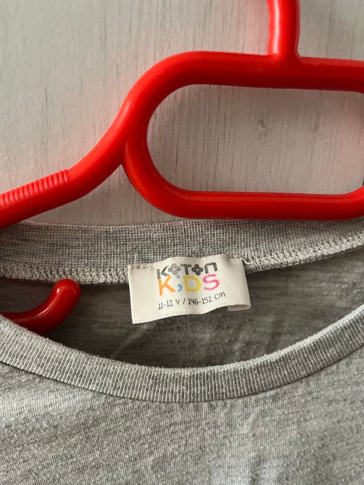 Gri Baskılı Kız Çocuk Kısa Kollu Tişört - Görsel 3