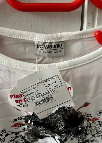 Kız Çocuk Etiketli Kısa Kollu Tişört - Görsel 2