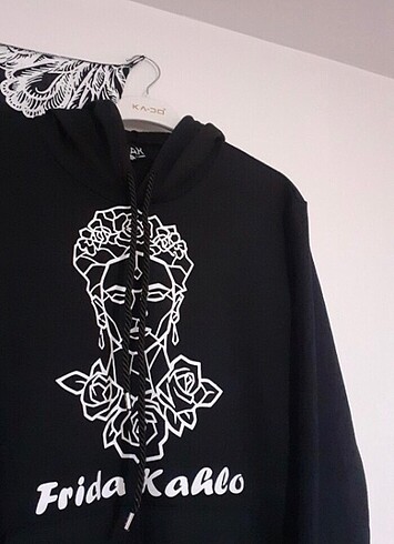 Trendyol & Milla Siyah Sweatshirt Frida Kahlo