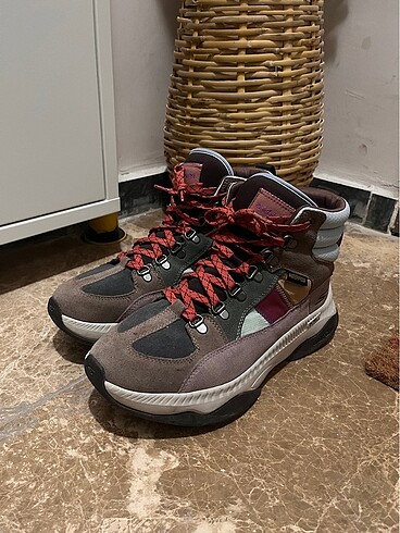 40 Beden Skechers Waterproof Bot