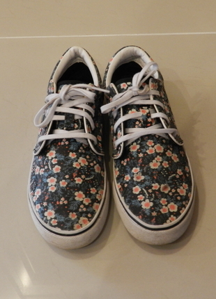 Deichmann DECATHLON OXELO ÇİÇEKLİ AYAKKABI