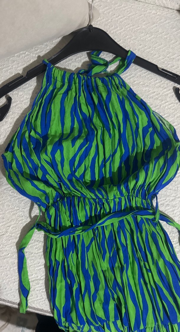 Yeşil Pilili Uzun Bohem halter yaka Elbise - Görsel 5