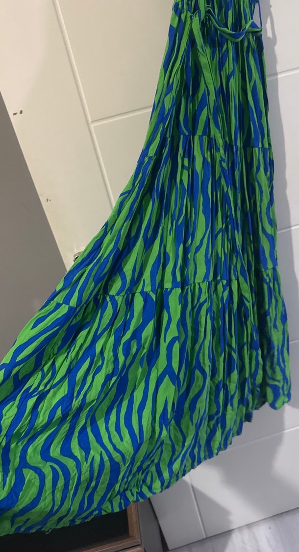 Yeşil Pilili Uzun Bohem halter yaka Elbise - Görsel 3