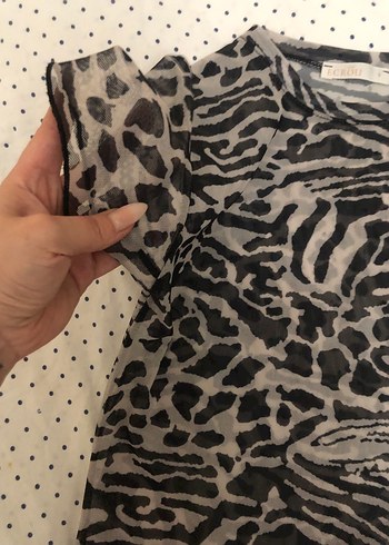 Diğer Kadın Zebra Desenli Kısa Kollu transparan Tişört