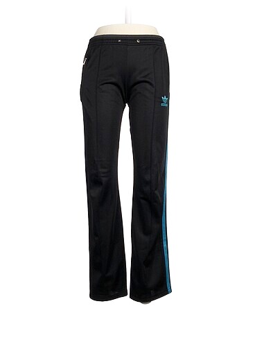 Adidas Eşofman Altı %70 İndirimli.