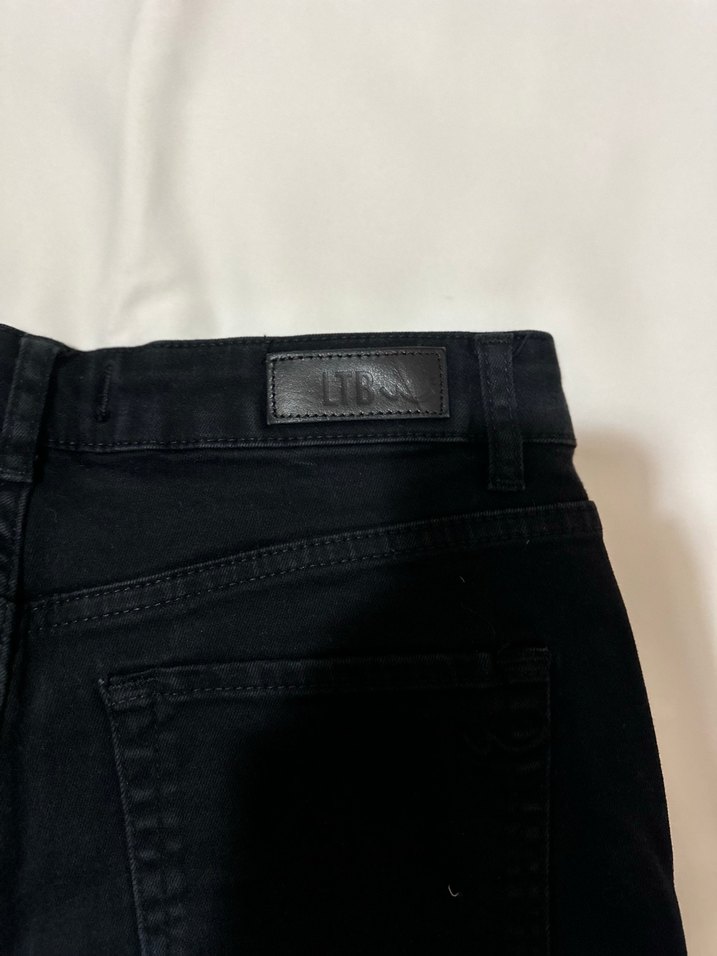 LTB Siyah Kadın Mini Denim Şort - Görsel 3