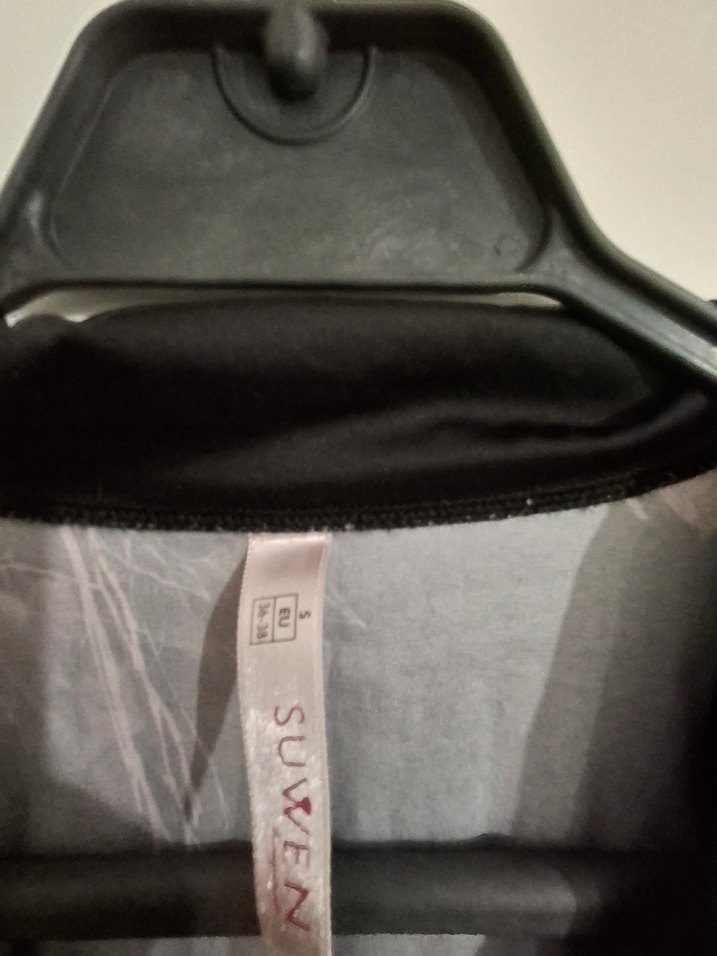 Düğmeli Siyah Desenli Kadın Gömlek - Görsel 3