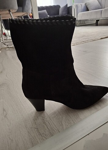 Kısa topuklu bot - Görsel 2