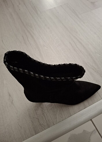 Kısa topuklu bot - Görsel 4