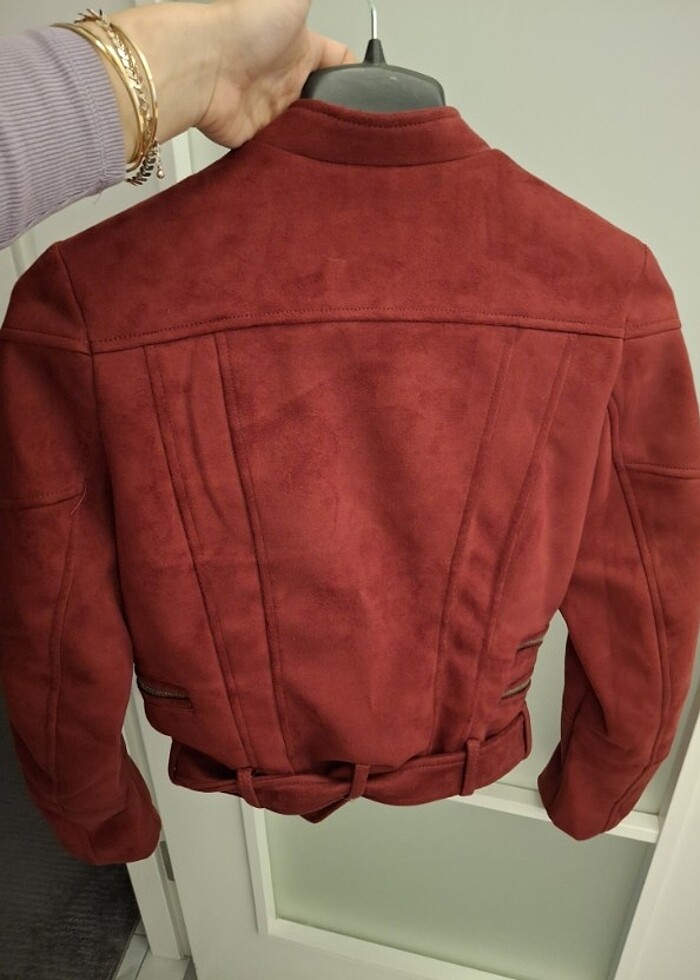 Kırmızı ceket - Görsel 5