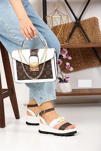 Louis Vuitton Sandalet-Terlik