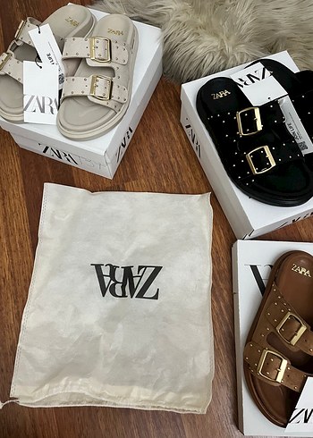 37 Beden Zara Siyah Tokalı Platform Topuklu Terlik