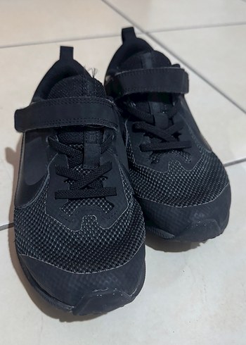 Nike Siyah 31.5 numara Erkek Çocuk Spor Ayakkabı