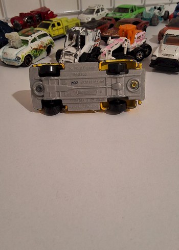 Matchbox Sarı Oyuncak Kamyonet - Görsel 3