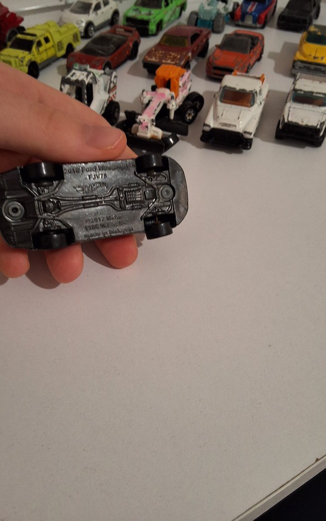 Hot Wheels Siyah Oyuncak Araba - Görsel 3