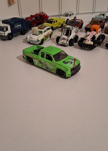Hot Wheels Yeşil Renkli Oyuncak Araba - Görsel 2