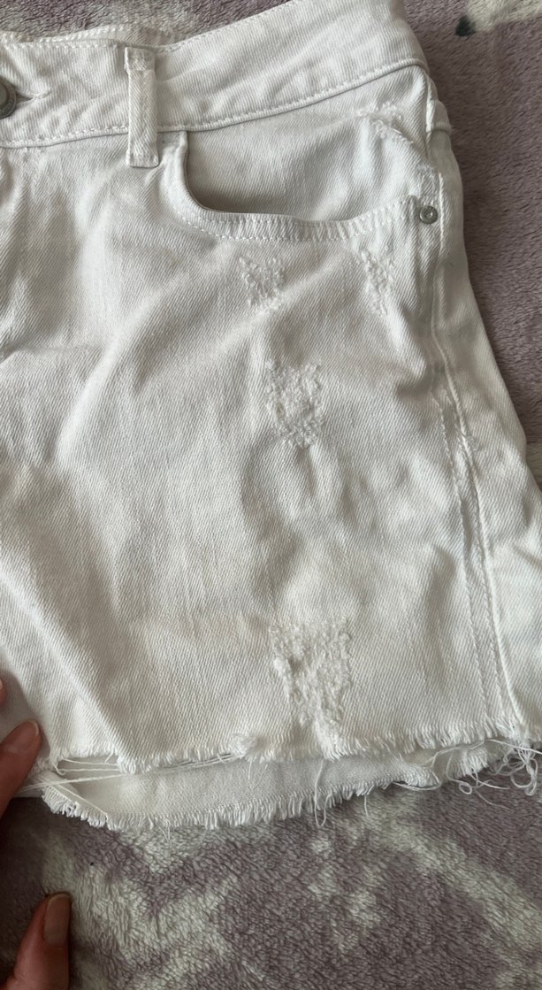 Beyaz Kadın Mini Denim Şort - Görsel 3