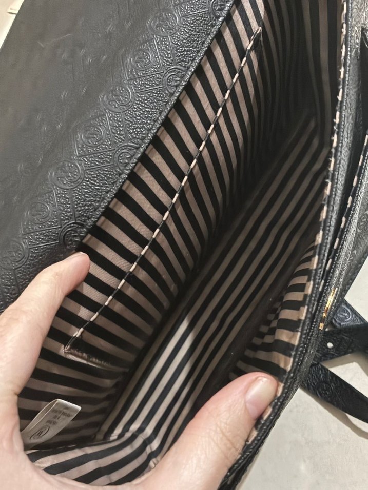 Vakko Siyah Deri Tokalı Kadın Çanta - Görsel 3