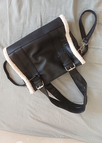 Kemer Detaylı Siyah Deri Kadın Çanta - Görsel 5