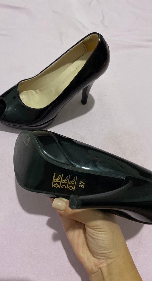 Siyah Rugan Stiletto Topuklu Kadın Ayakkabı - Görsel 3