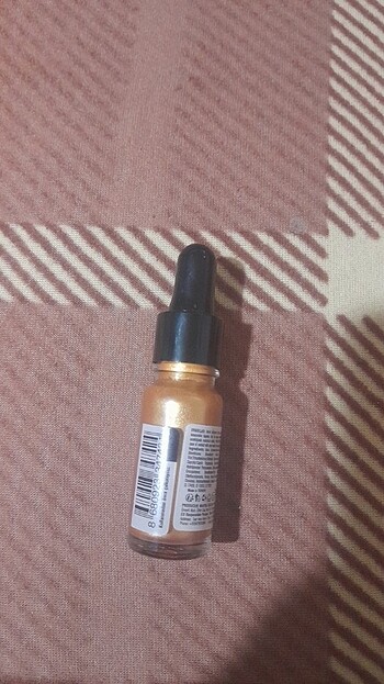 Diğer Make up station medyum likit aydinlatici