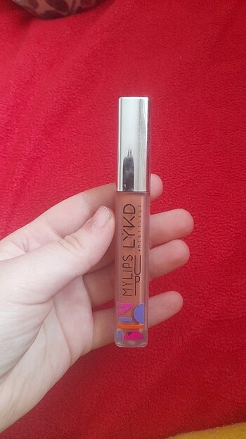 Lykd my lips 142 intense rose mat ruj