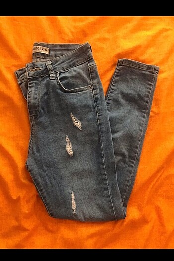 Yırtık jean
