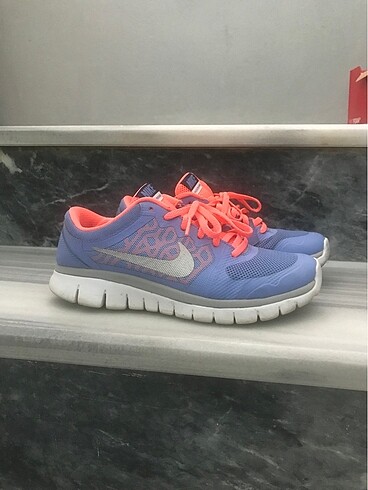Nike spor ayakkabı