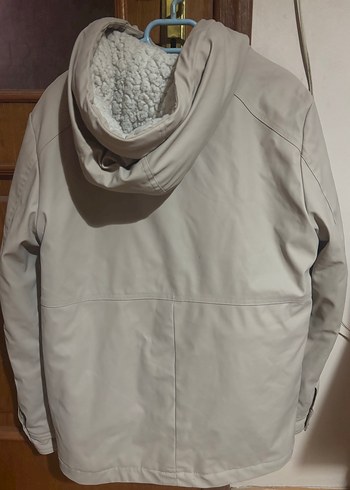 Bej yagmurluk/mont - Görsel 3