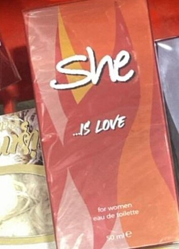 She iş love 