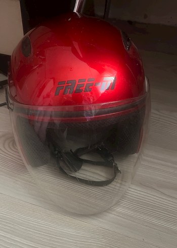 Kırmızı Parlak Kemerli Motosiklet Kaskı - Görsel 2