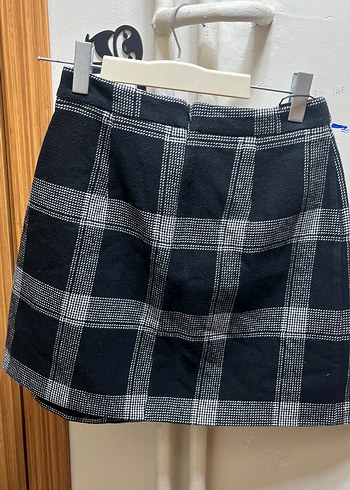 Ekose Desenli Siyah Piliseli Midi Etek - Görsel 5