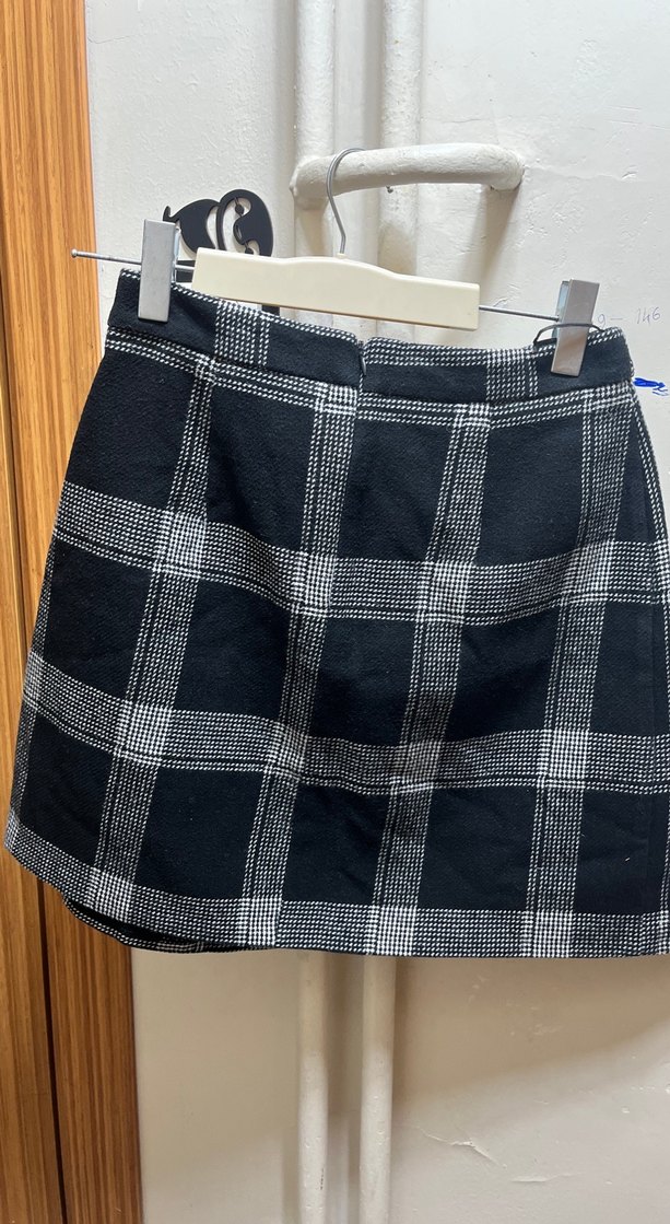 Ekose Desenli Siyah Piliseli Midi Etek - Görsel 5