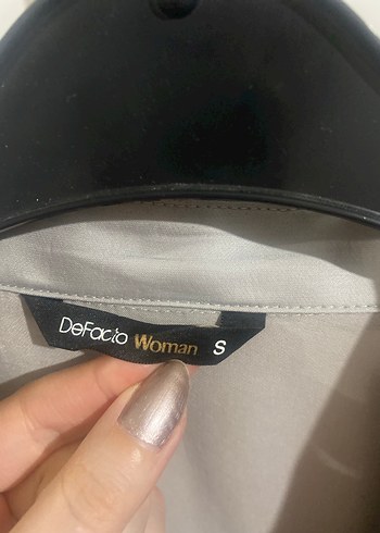 Gri Saten Düğmeli Kadın Gömlek - Görsel 13