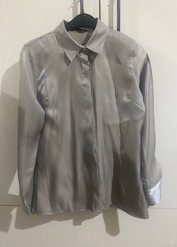 Gri Saten Düğmeli Kadın Gömlek - Görsel 2