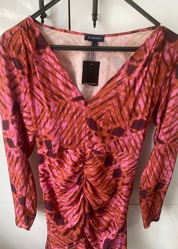 Fabrika Desenli Mini Elbise - Görsel 3