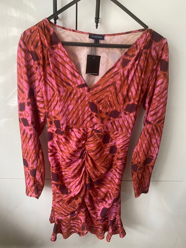 Fabrika Desenli Mini Elbise - Görsel 2