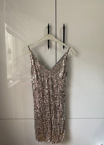 Pul İşlemeli V Yaka Mini Abiye Elbise - Görsel 3