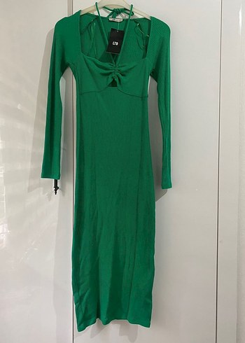 Yeşil V Yaka İnce Askılı Uzun Triko Elbise - Görsel 3