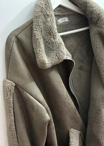 Kürk Detaylı Gri Süet Kadın Ceket - Görsel 2