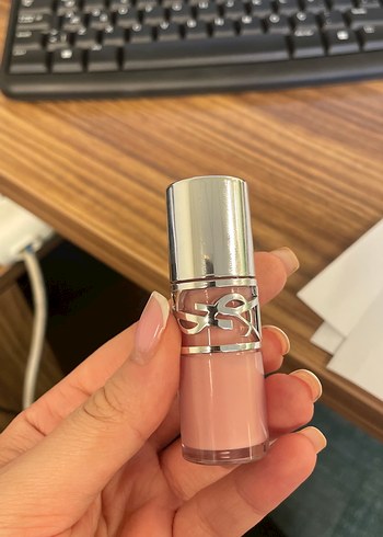Yves Saint Laurent ürünü