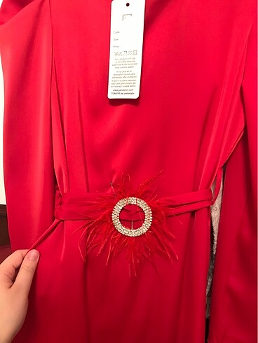 Diğer Kırmızı nişan abiye elbise