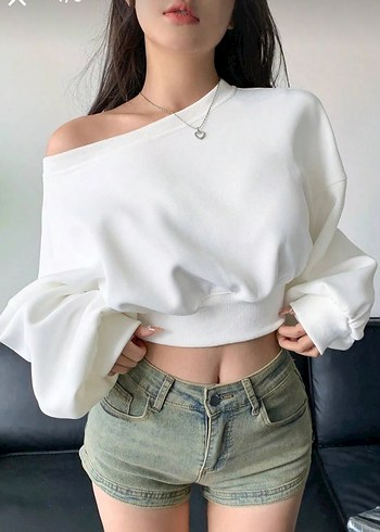 Beyaz Kadın Salaş Sweatshirt
