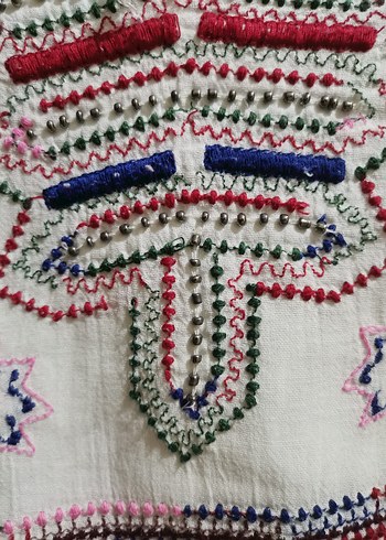 Nakışlı Beyaz Bohem Kadın Bluz - Görsel 2