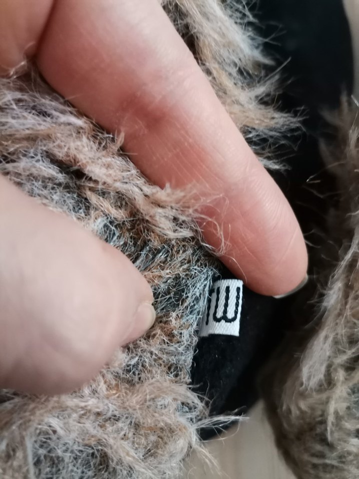 Siyah Erkek Peluş Ev Terliği - Görsel 3