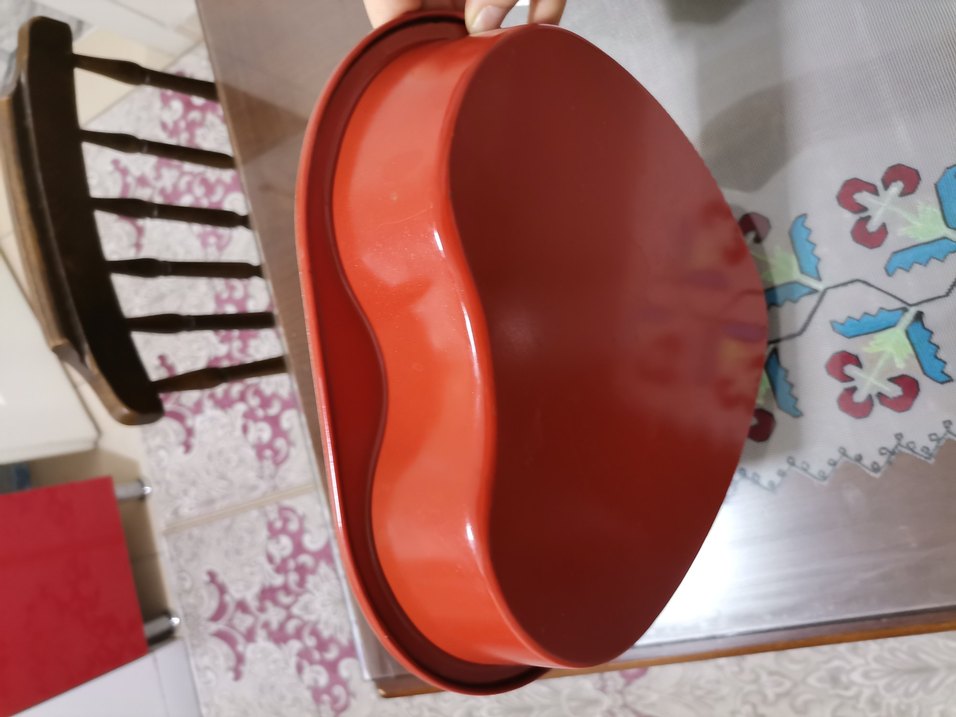 Parlak Bej Kalp Şekilli Kek Kalıbı - Görsel 2