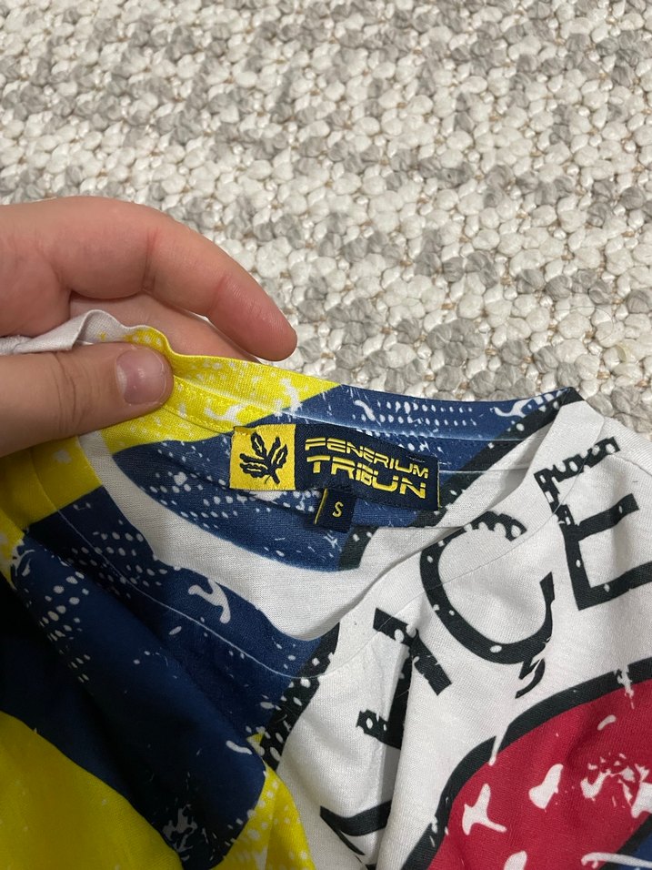 Fenerbahçe unisex Sarı Baskılı Kısa Kollu Tişört - Görsel 2