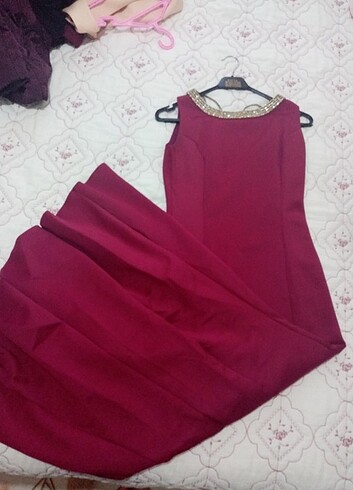 Uzun kırmızı elbise/Abiye