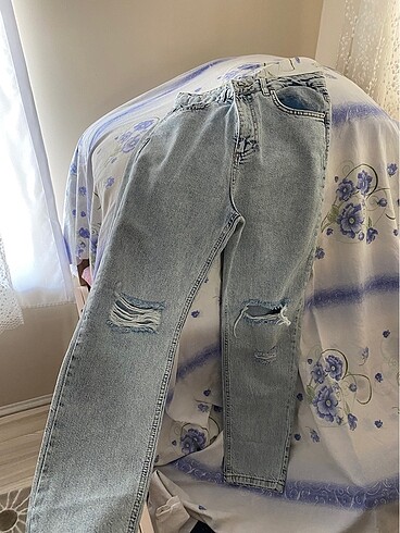 Yırtık Jean