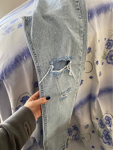 Zara Yırtık Jean